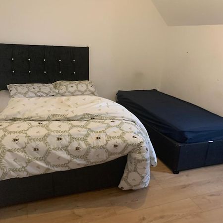 Bed and Breakfast At Apex House Dagenham Exterior foto